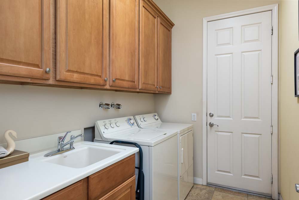 80608AveSantaCarmen0027